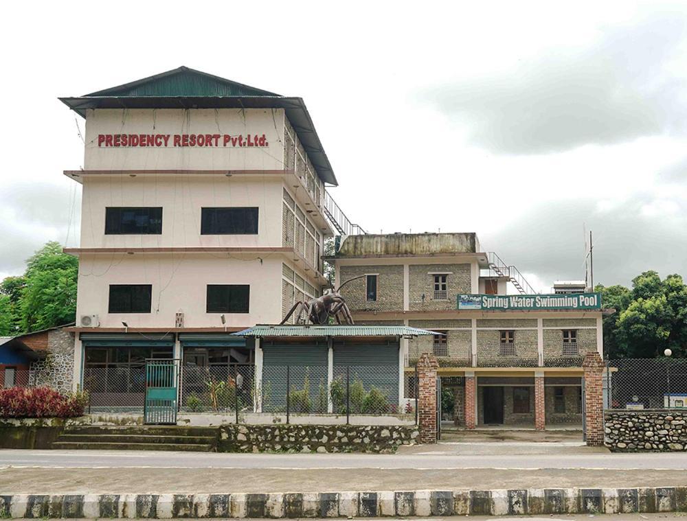 Presidency Resort Upardang Gadhi Esterno foto